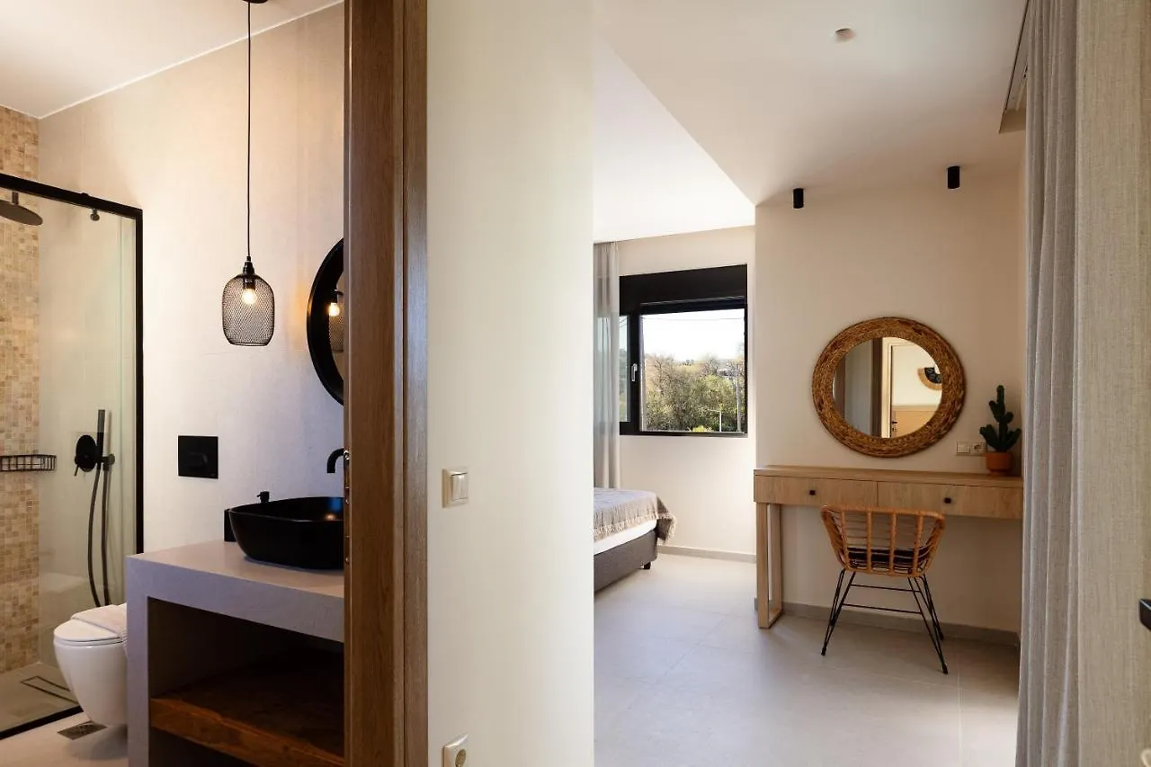 Isla Luxury Apartments - Private Hot Tub - 100M From Beach Ретимно